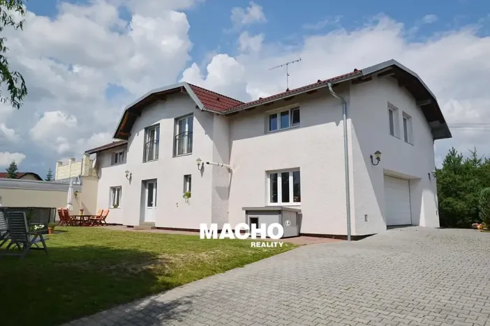Prodej rodinného domu, Kostelec u Křížků, 353 m2
