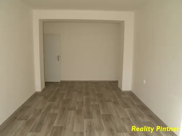Pronájem bytu 2+1, Příbram, Bratří Čapků, 52 m2