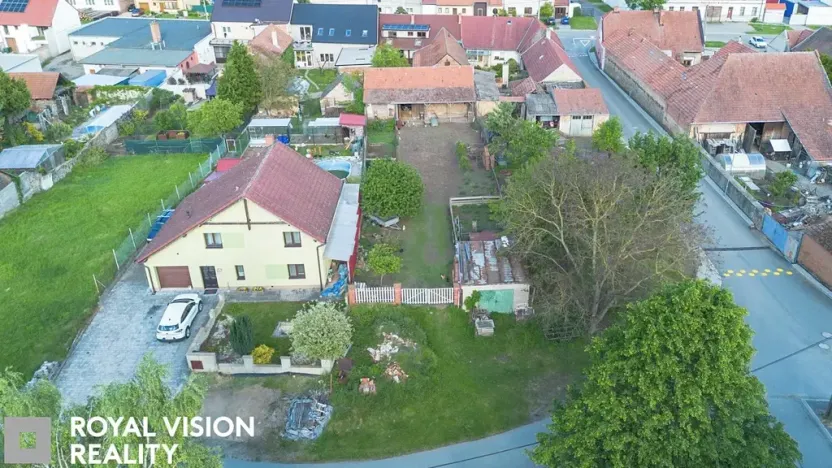 Prodej rodinného domu, Tučapy, 239 m2