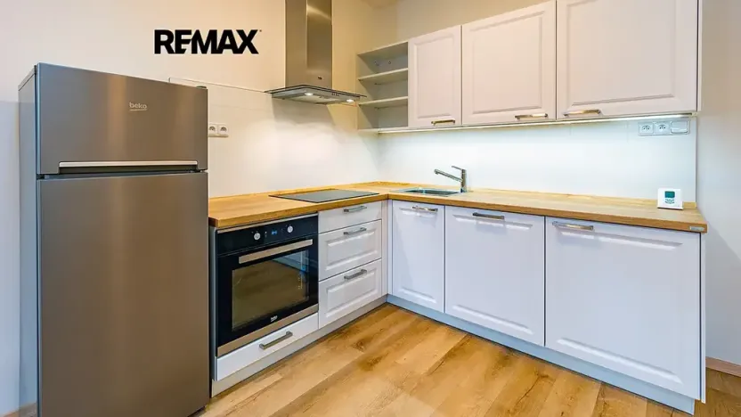 Pronájem bytu 2+1, Česká Lípa, Škroupovo náměstí, 75 m2