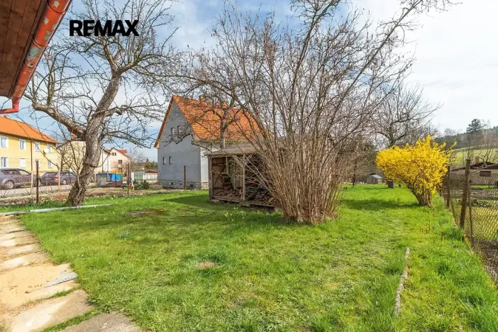 Prodej pozemku pro bydlení, Holubov, 739 m2