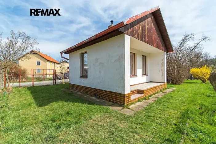 Prodej pozemku pro bydlení, Holubov, 739 m2