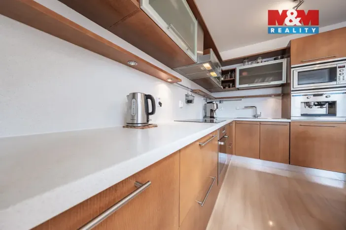 Prodej bytu 2+kk, Praha - Libeň, Na sypkém, 65 m2