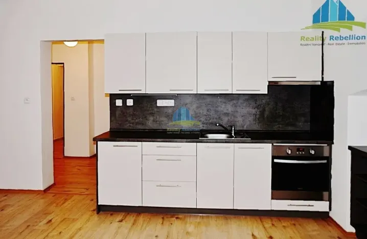Pronájem bytu 1+1, Cheb, Úzká, 68 m2