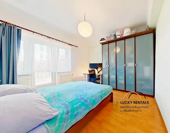 Pronájem bytu 2+kk, Praha - Žižkov, Hartigova, 40 m2