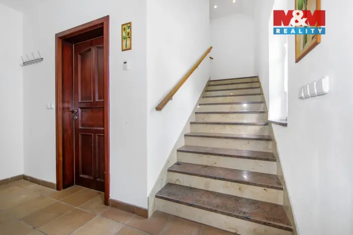 Prodej rodinného domu, Cheznovice, 227 m2