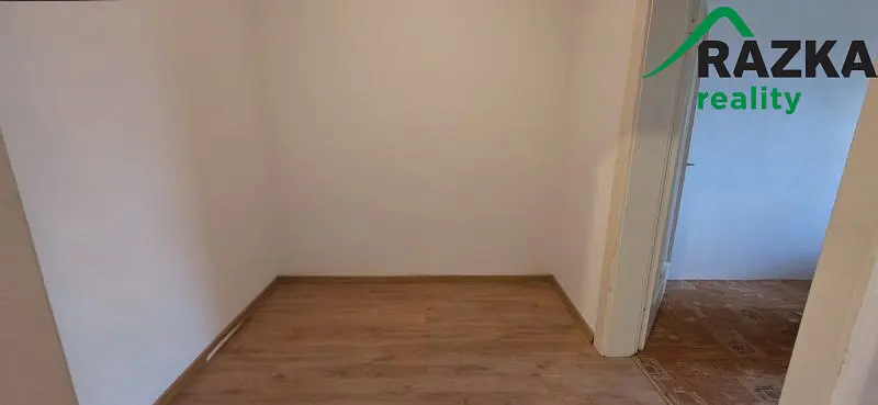 Pronájem bytu 3+1, Planá, 105 m2