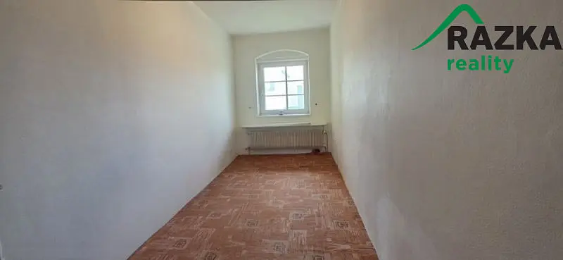 Pronájem bytu 3+1, Planá, 105 m2