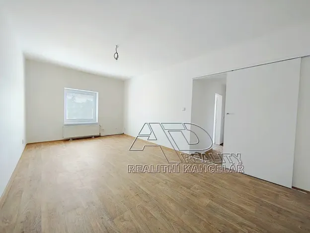 Pronájem bytu 2+kk, České Budějovice, 44 m2