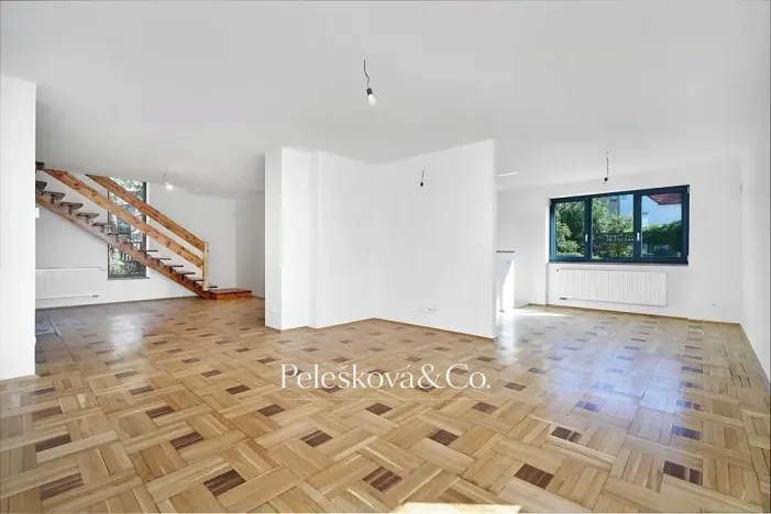 Pronájem rodinného domu, Praha - Braník, V malých domech I, 300 m2