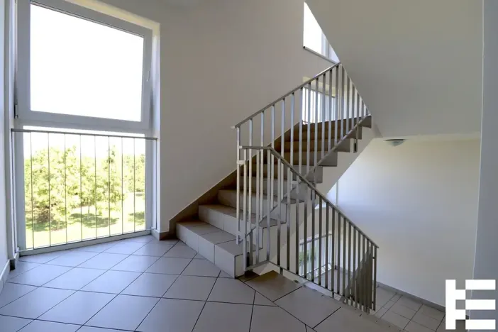 Pronájem bytu 2+kk, Praha - Prosek, Kytlická, 54 m2