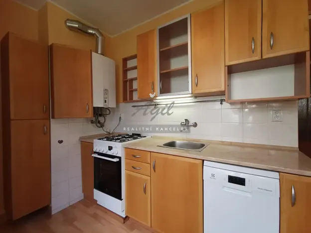 Pronájem bytu 2+1, Šlapanice, 66 m2