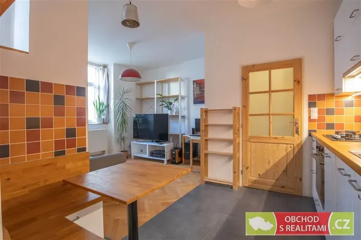 Prodej bytu 2+kk, Praha, U Uranie, 40 m2