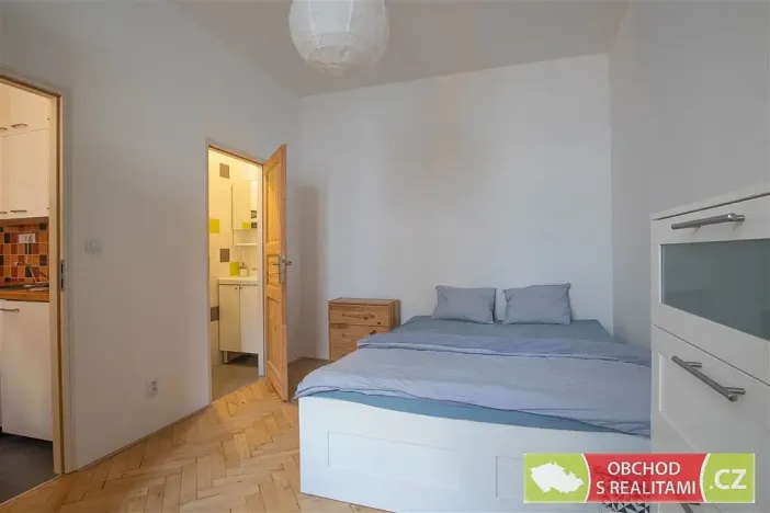 Prodej bytu 2+kk, Praha, U Uranie, 40 m2