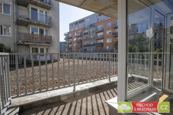Pronájem bytu 2+kk, Praha, Janýrova, 58 m2