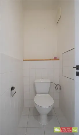Pronájem bytu 2+kk, Praha, Janýrova, 58 m2