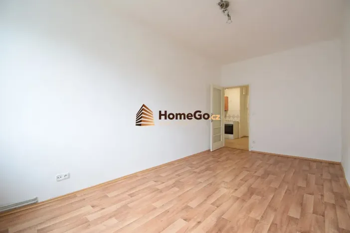 Pronájem bytu 2+1, Praha - Nusle, U gymnázia, 59 m2