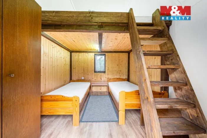 Pronájem komerční nemovitosti, Nová Role - Mezirolí, 795 m2