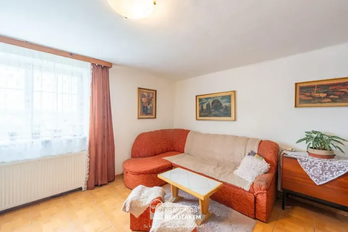 Prodej rodinného domu, Rouské, 216 m2