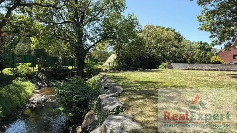 Prodej rodinného domu, Praha - Záběhlice, K prádelně, 950 m2