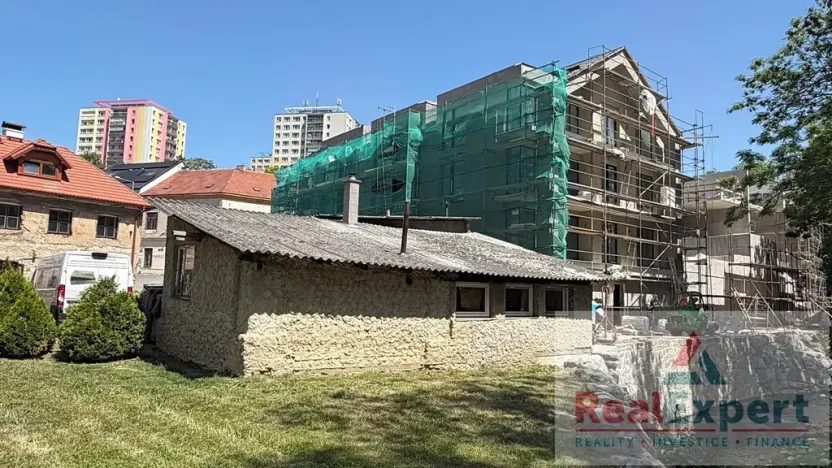Prodej rodinného domu, Praha - Záběhlice, K prádelně, 950 m2