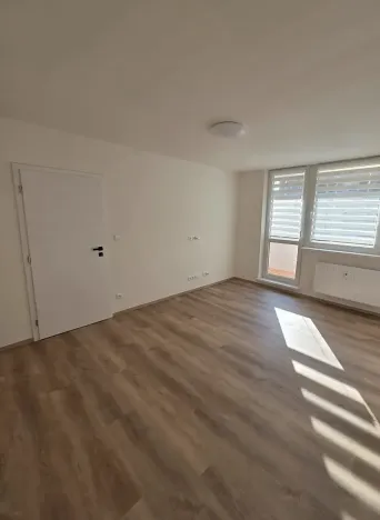 Pronájem bytu 1+1, Brno, Záhřebská, 36 m2