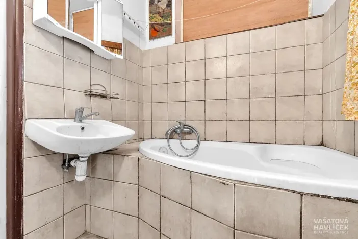 Prodej rodinného domu, Stěžery, 275 m2