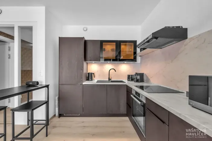Pronájem bytu 2+kk, Hradec Králové, Pražská třída, 60 m2