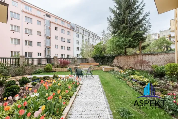 Pronájem bytu 2+kk, Praha - Bubeneč, Jugoslávských partyzánů, 64 m2