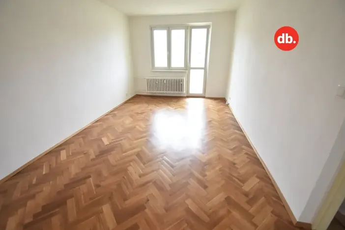 Prodej bytu 3+1, Karlovy Vary, Sokolovská, 71 m2