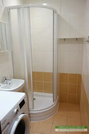 Pronájem bytu 1+1, Praha - Háje, Brechtova, 30 m2