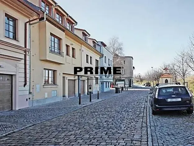 Pronájem rodinného domu, Praha - Střešovice, Nad hradním vodojemem, 350 m2