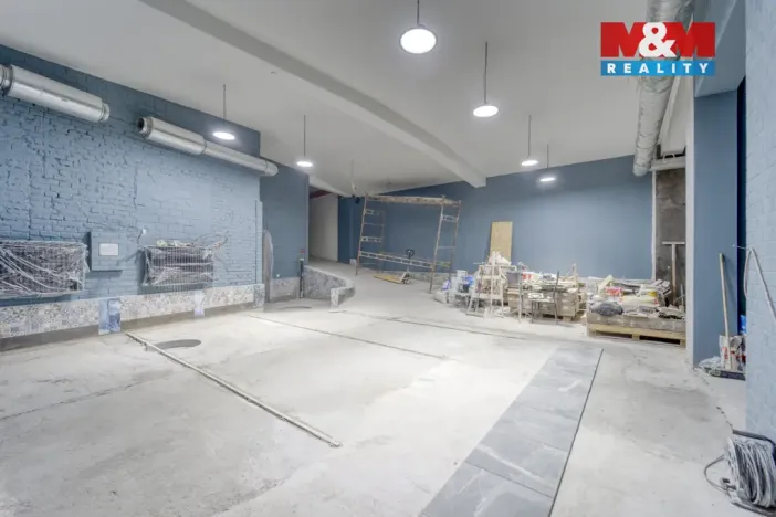 Prodej obchodního prostoru, Karlovy Vary, Foersterova, 952 m2