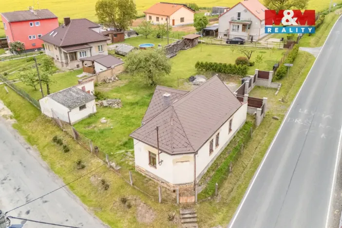 Prodej pozemku pro bydlení, Čeminy, 1281 m2