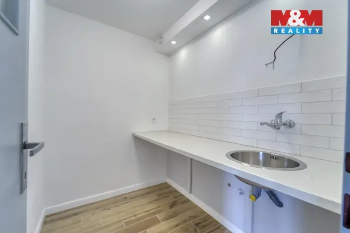 Prodej činžovního domu, Babylon, 370 m2