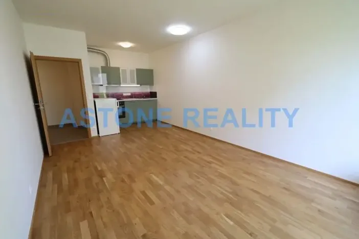 Pronájem bytu 2+kk, Praha - Strašnice, U hranic, 50 m2