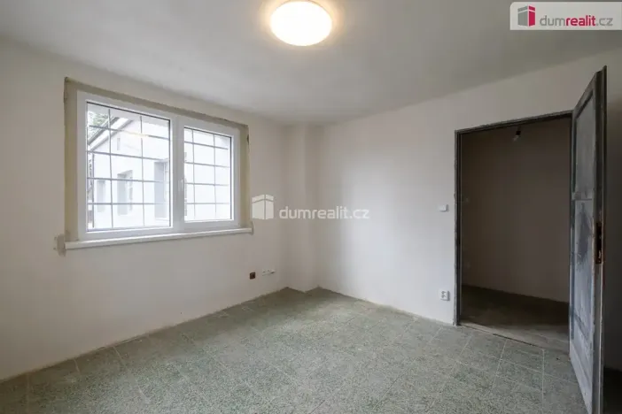 Pronájem skladu, Hředle, 753 m2