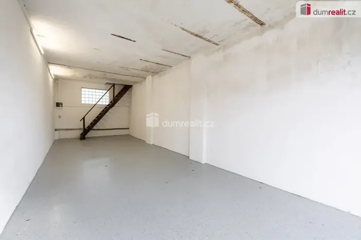Pronájem skladu, Hředle, 753 m2