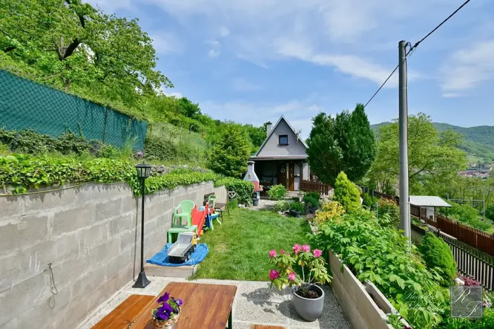 Prodej rodinného domu, Dolní Zálezly, Meruňková, 80 m2