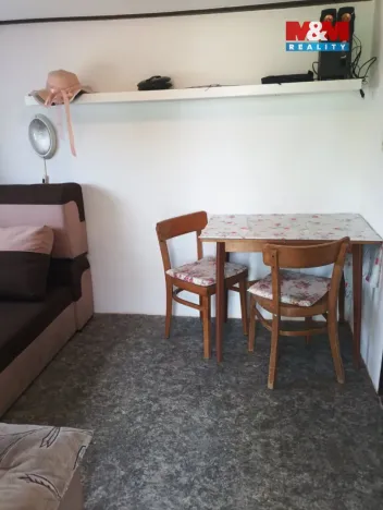 Pronájem chaty, Příbram, 34 m2