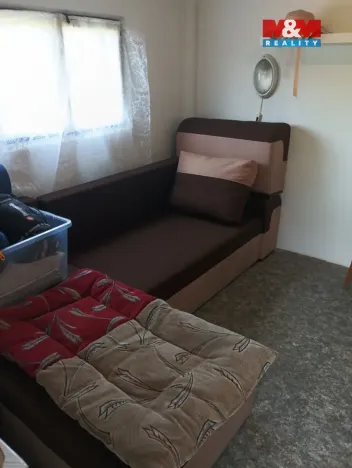 Pronájem chaty, Příbram, 34 m2