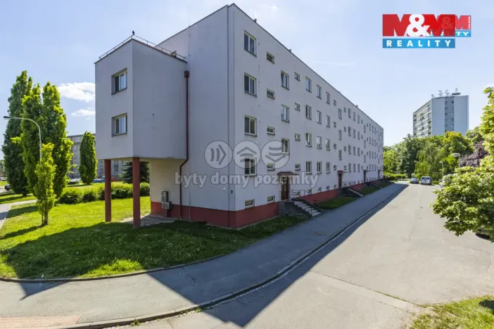 Pronájem bytu 2+1, Hradec Králové, Labská kotlina, 56 m2