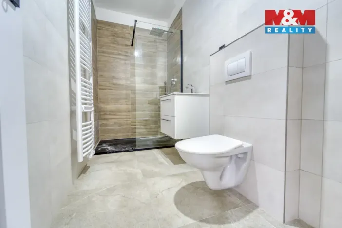 Pronájem bytu 2+kk, Tlučná, Tlučenská kolonie, 41 m2