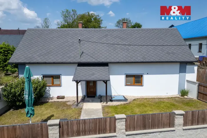 Prodej chalupy, Leskovec nad Moravicí, 180 m2