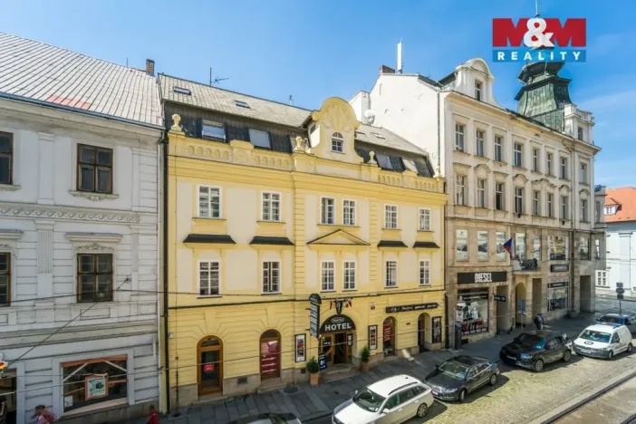 Pronájem restaurace, Plzeň - Vnitřní Město, Zbrojnická, 130 m2