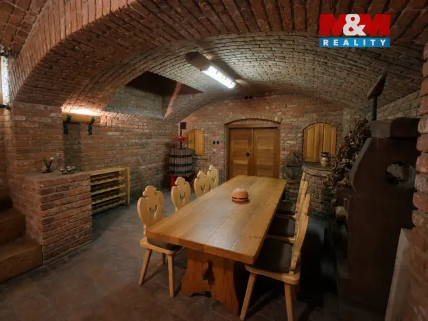 Prodej vinného sklepa, Kobylí, 140 m2