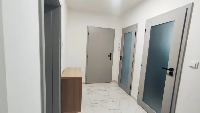 Pronájem bytu 3+1, Drozdov, 90 m2