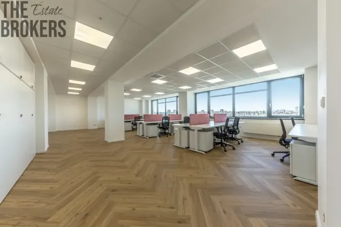 Pronájem kanceláře, Praha - Strašnice, Průběžná, 375 m2