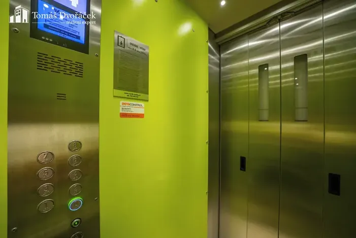 Prodej bytu 2+1, Tišnov, Halasova, 58 m2