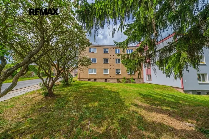 Prodej bytu 3+1, Zlonice, Pippichova, 87 m2
